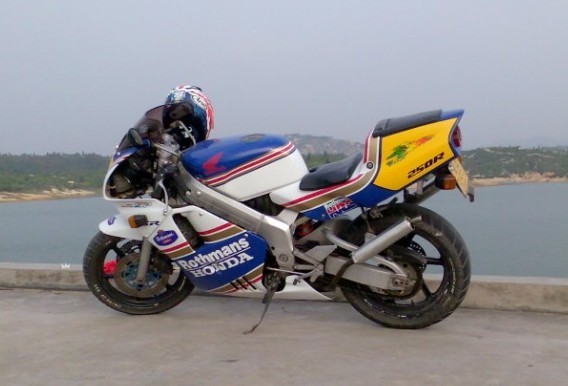 2005.jpg