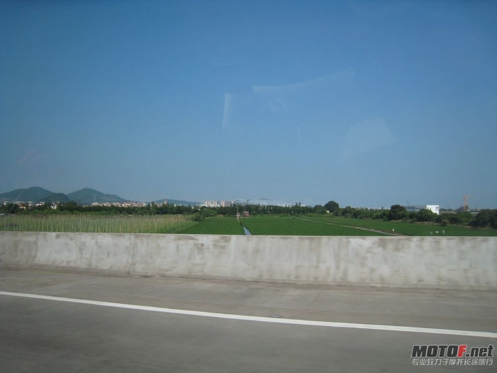 2011年7月3曰东莞买宝马 010.jpg