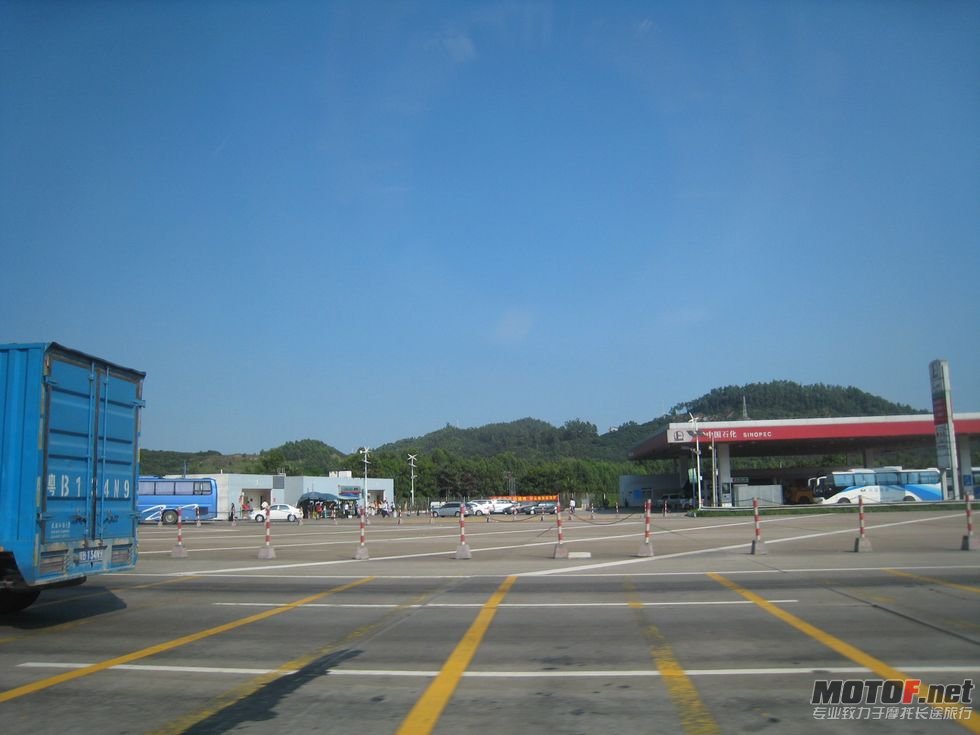 2011年7月3曰东莞买宝马 014.jpg