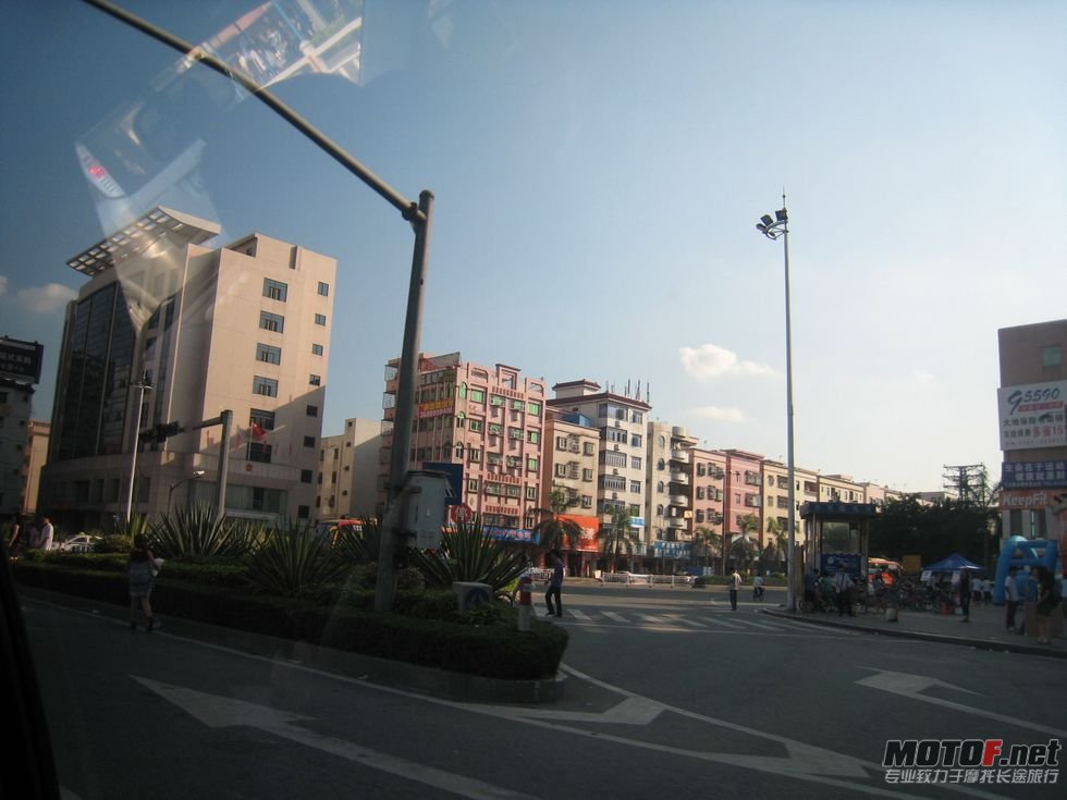 2011年7月3曰东莞买宝马 031.jpg