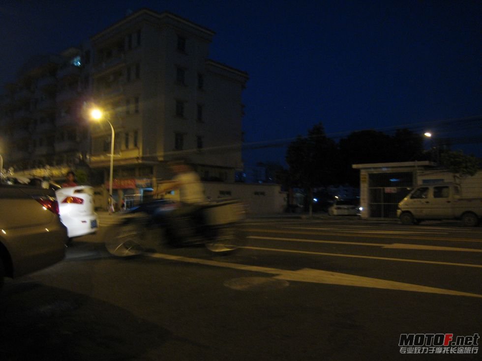 2011年7月3曰东莞买宝马 048.jpg