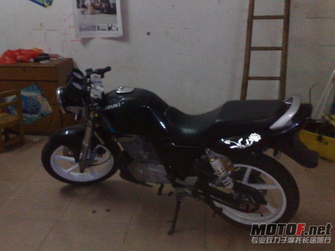 141901fjid6cdm2vibmb33.jpg
