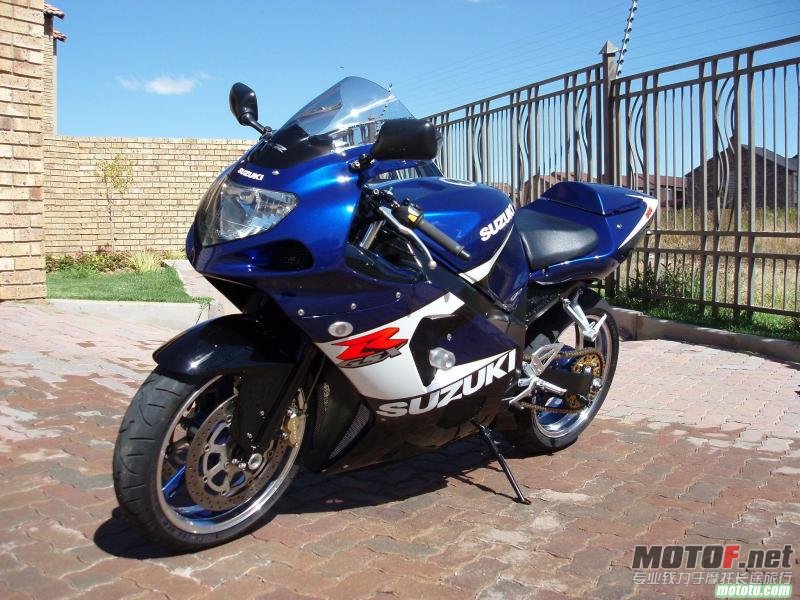 1228466656251622-Suzuki-GSX-R-600.jpg