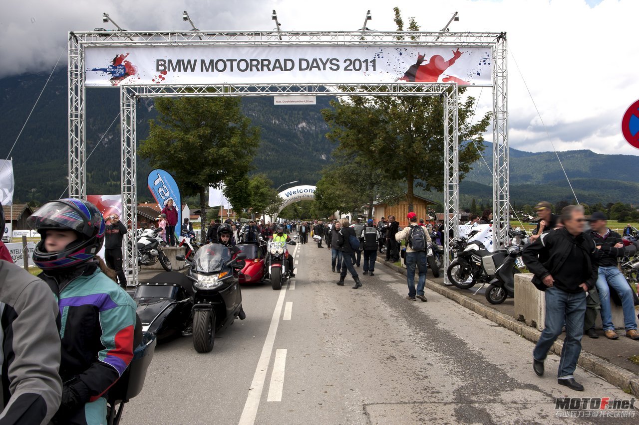 big_1BMW_Motorrad_Days_2011_18.jpg