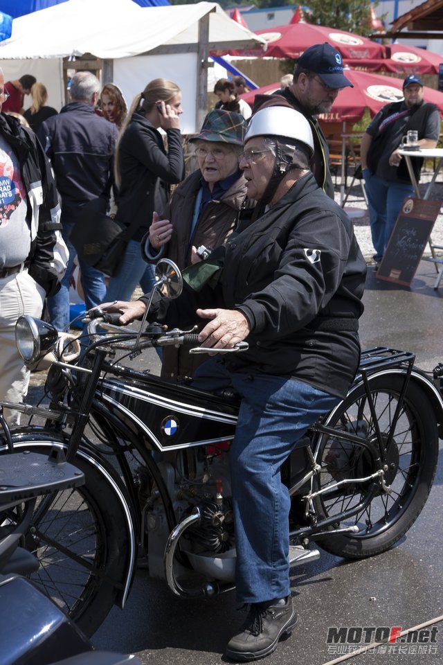 big_BMW_Motorrad_Days_2011_16.jpg