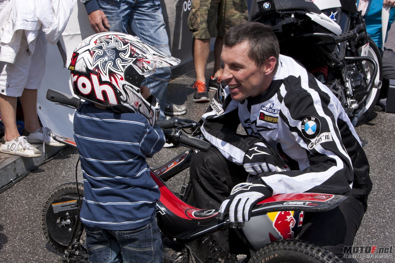 big_BMW_Motorrad_Days_2011_23.jpg