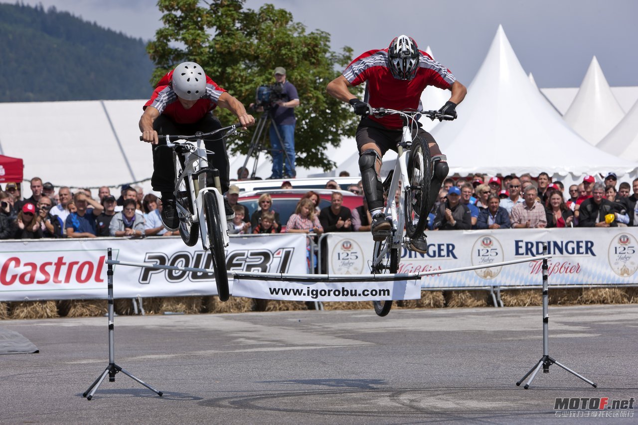 big_BMW_Motorrad_Days_2011_25.jpg