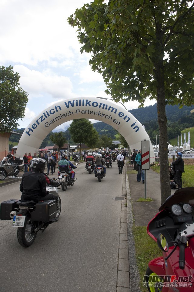 big_BMW_Motorrad_Days_2011_33.jpg