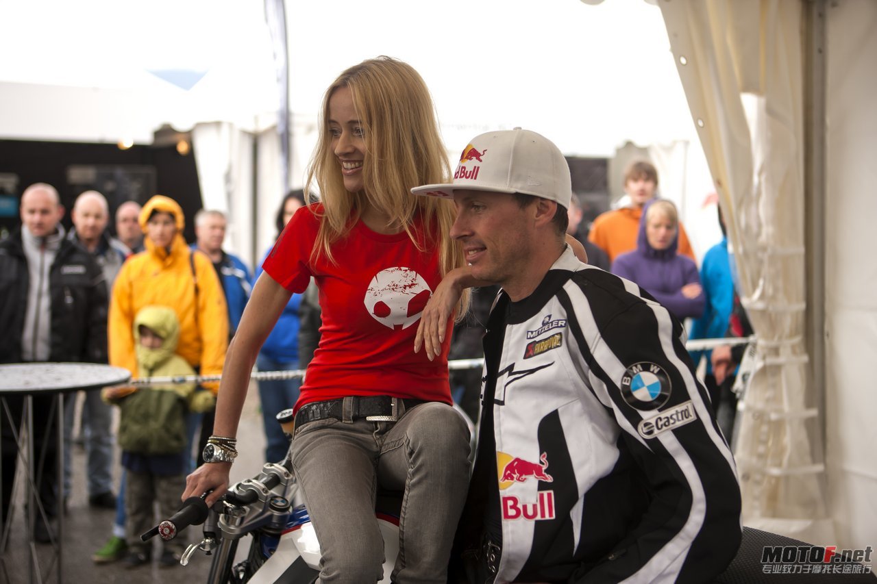 big_BMW_Motorrad_Days_2011_34.jpg
