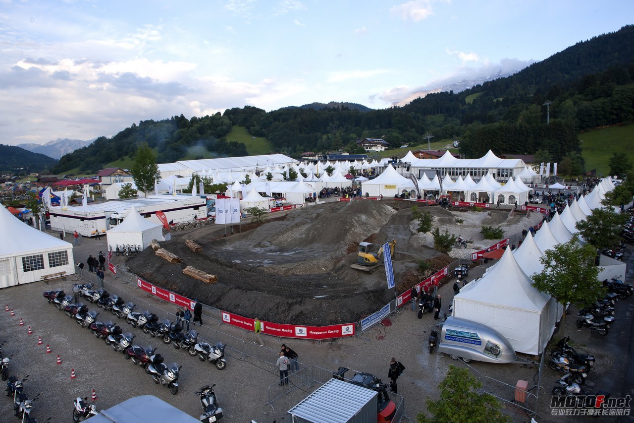 big_BMW_Motorrad_Days_2011_41.jpg