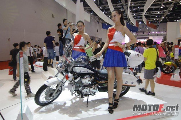 Girls_EICMA_Cina_2011_16.JPG_630.jpg
