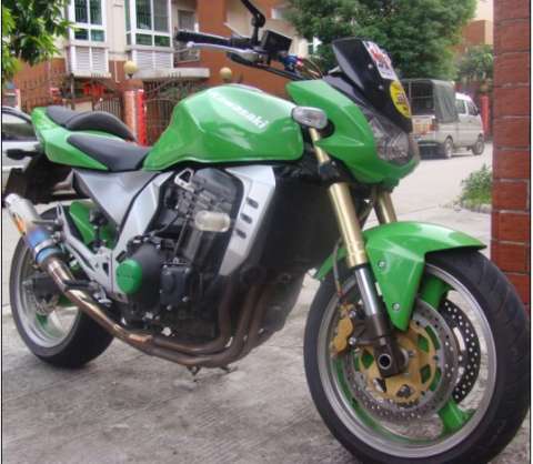 Z1000