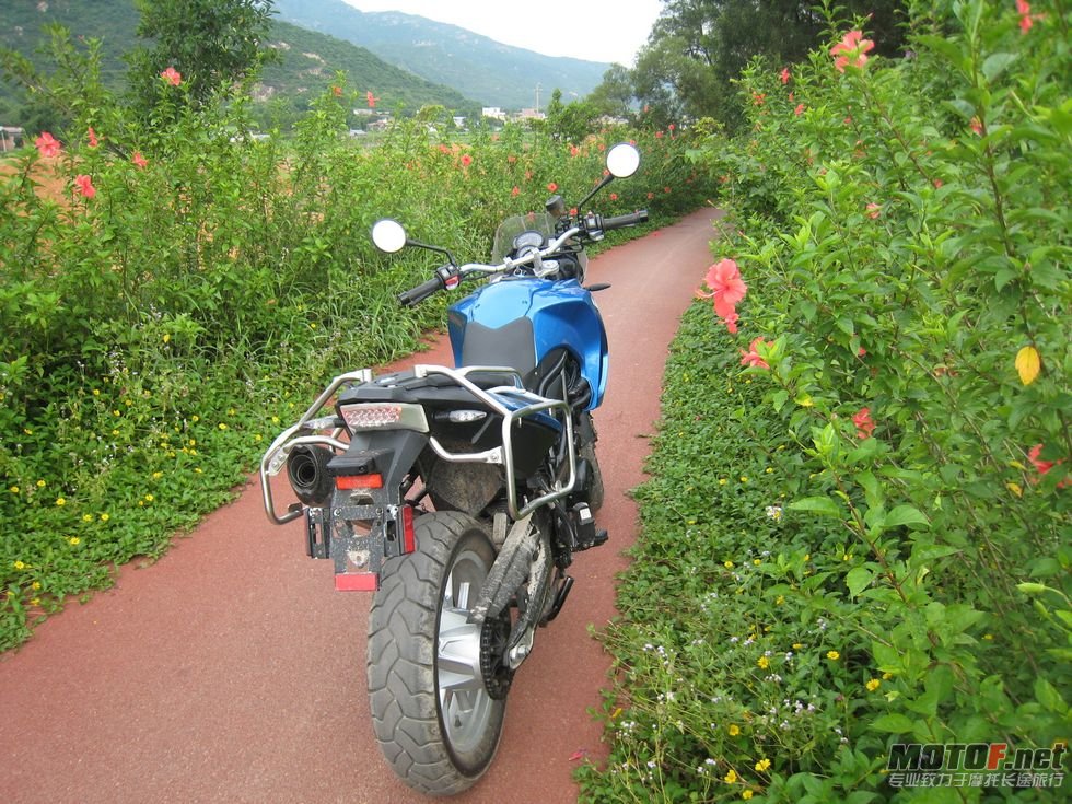 2011年7月12曰试宝马650 006.jpg
