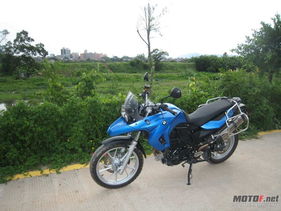 2011年7月12曰试宝马650 008.jpg