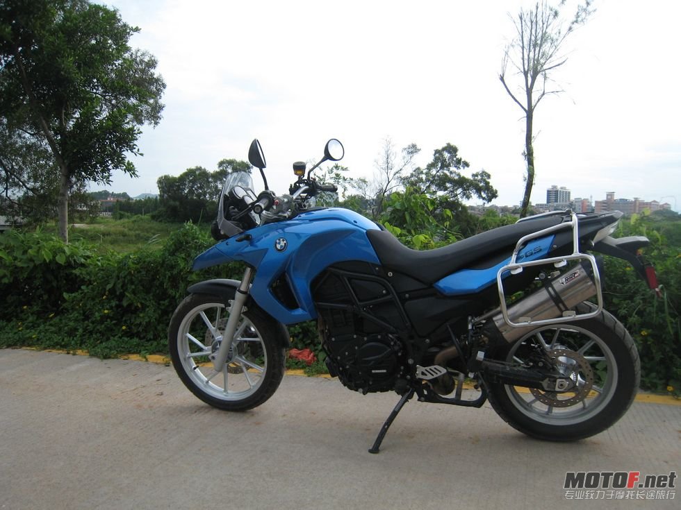 2011年7月12曰试宝马650 009.jpg