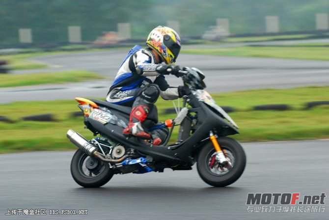20110628_00b189829598fd319d1aK3DVJFGnFFSn_jpg_thumb.jpg