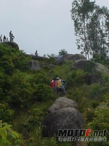 ^R 049.JPG