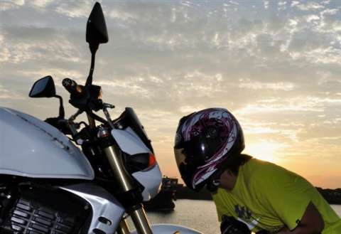 z1000