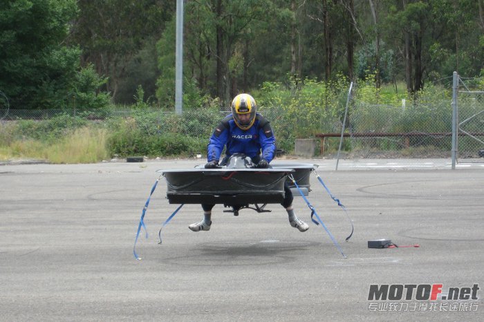 hoverbike_img_0627_small.jpg