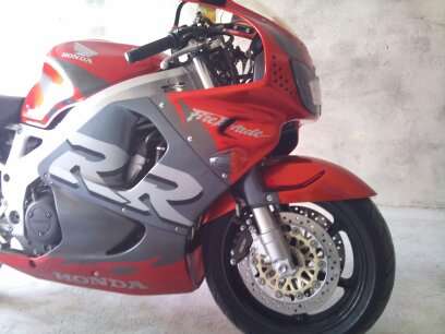 本田CBR919