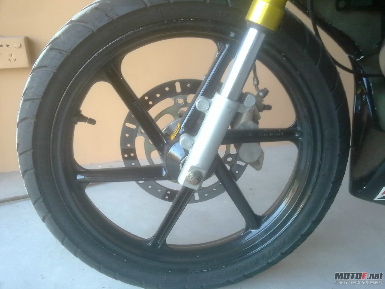 20110726056-001.jpg