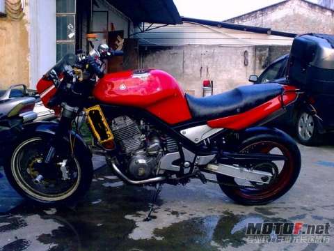 Yamaha SRX-400
