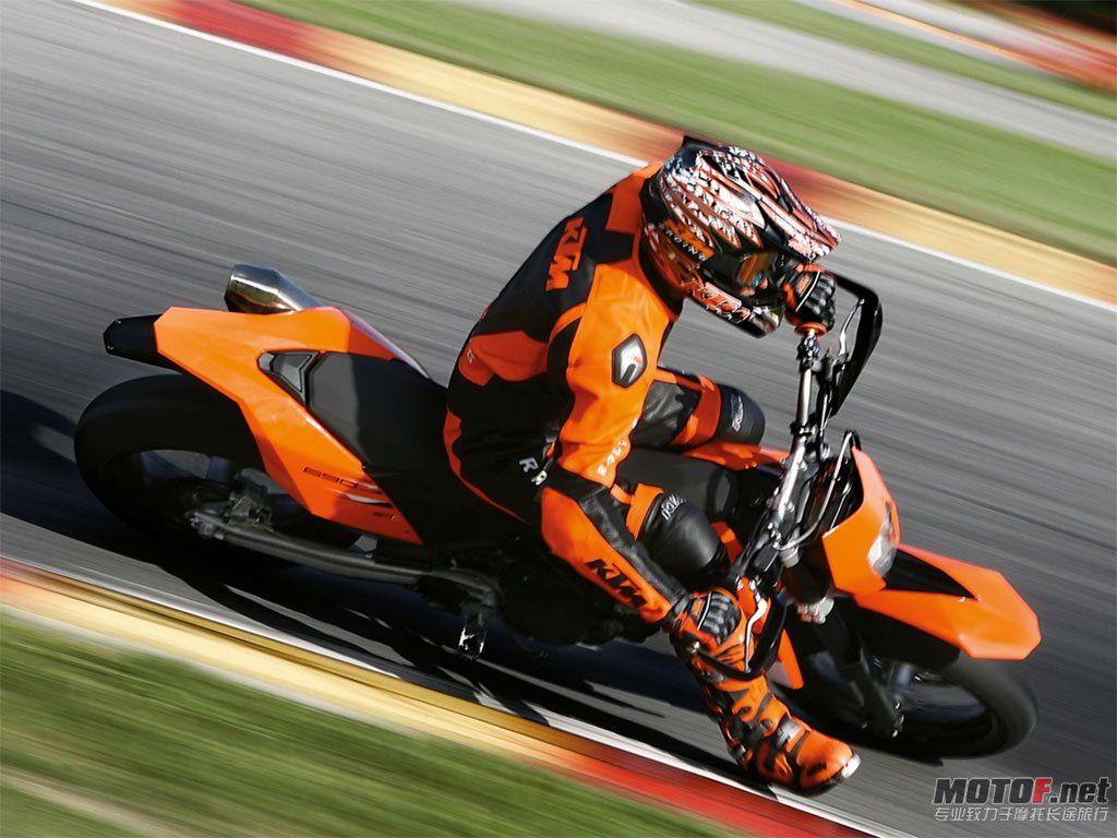 KTM6.jpg