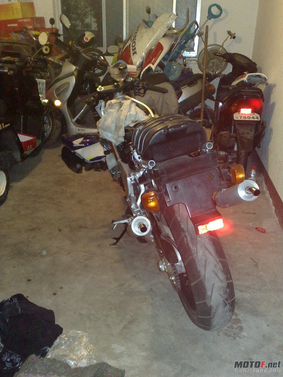 20110807660.jpg