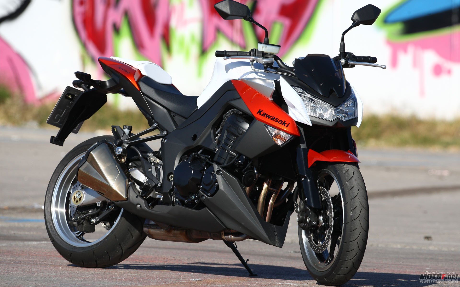 Kawasaki_Z1000_2010.jpg