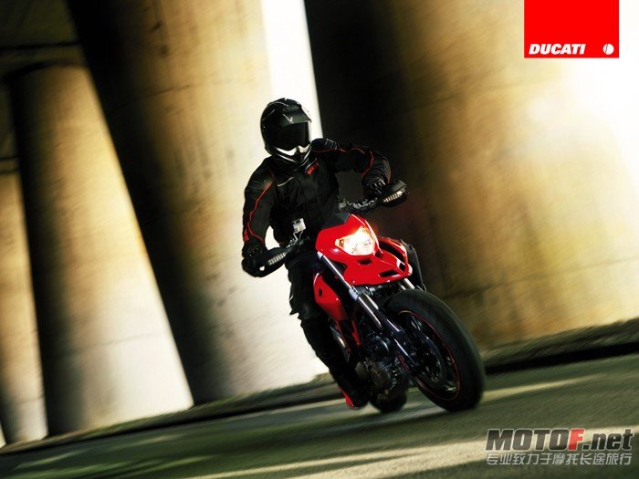 HYM-1100S_08D_R_B06A_Ducati_motor_T.jpg