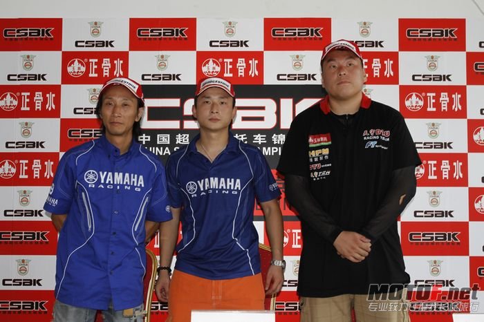 北京600 R2.jpg