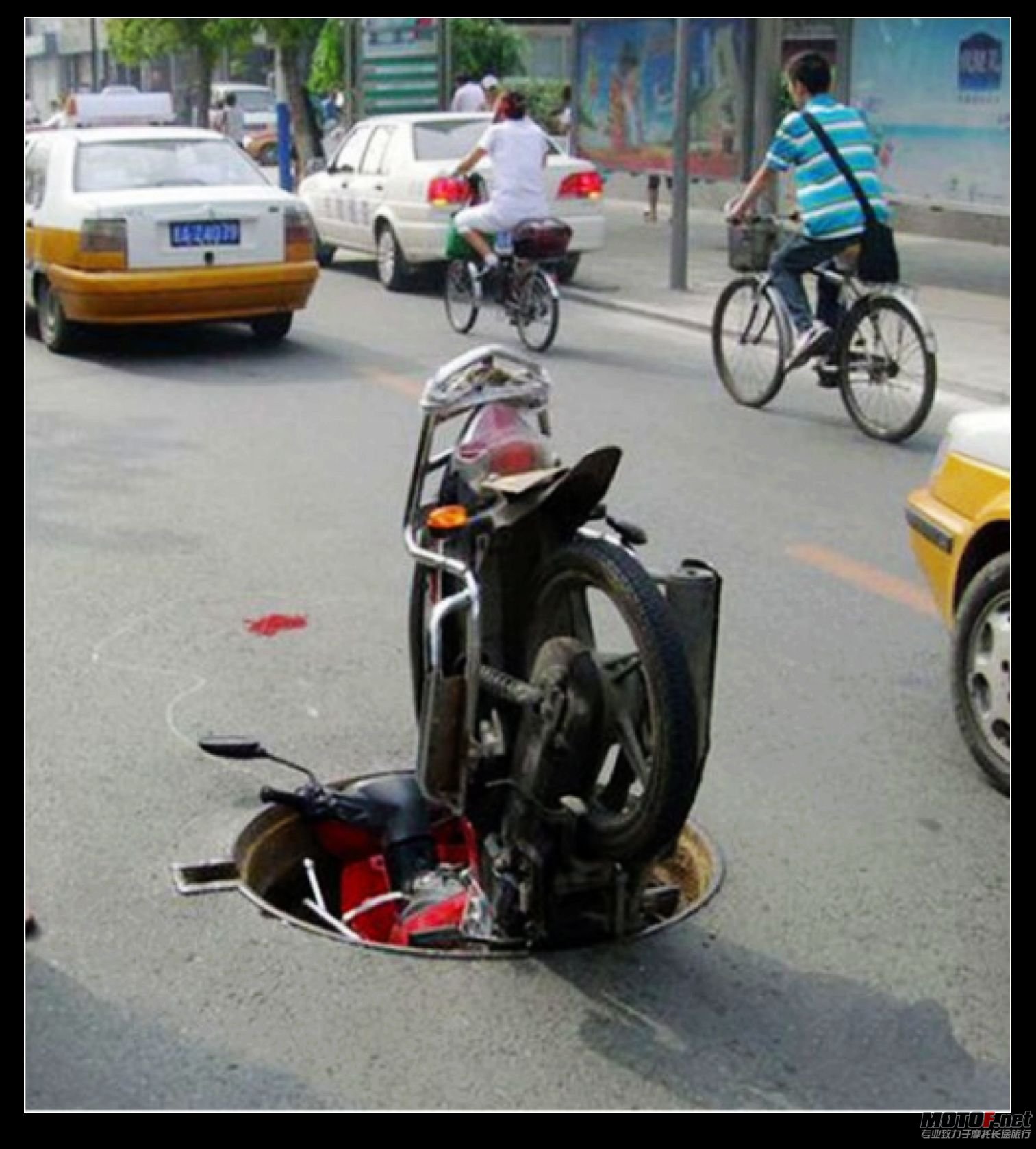 nEO_IMG_Road-Crash-Fail-500x555.jpg