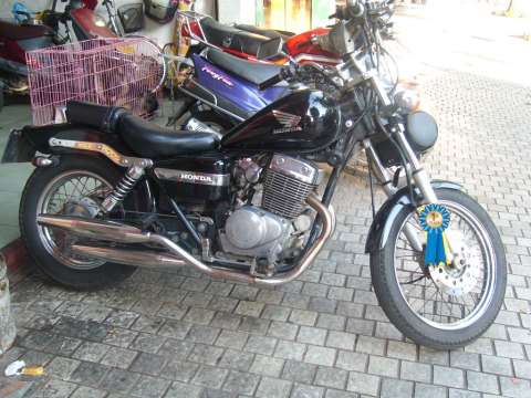 本田CA250
