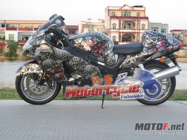 conew_suzuki gsx1300r 隼.jpg