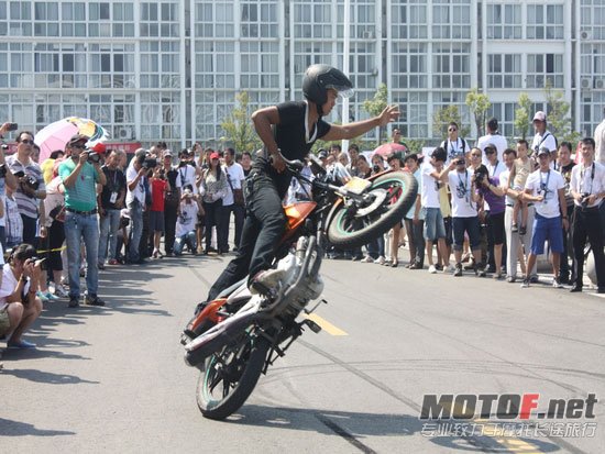 201182213410387[1].jpg