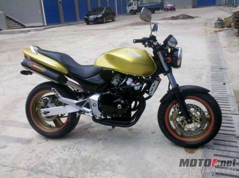 小黄蜂250