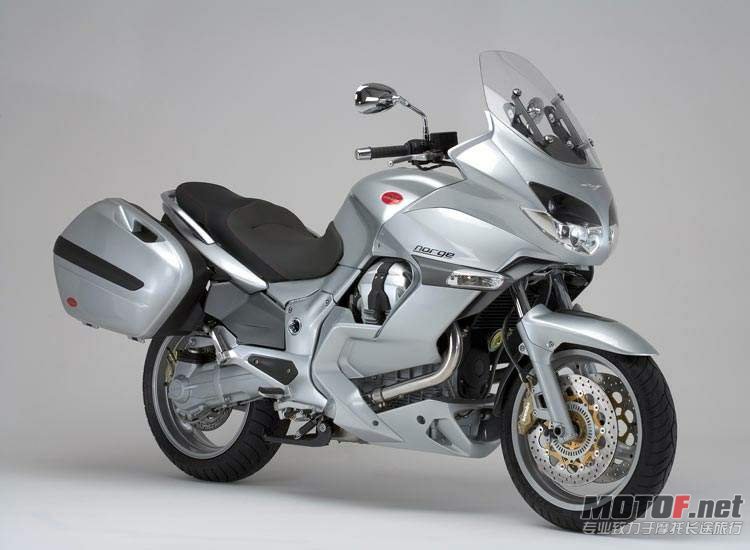 Moto Guzzi Norge 1200  2.jpg
