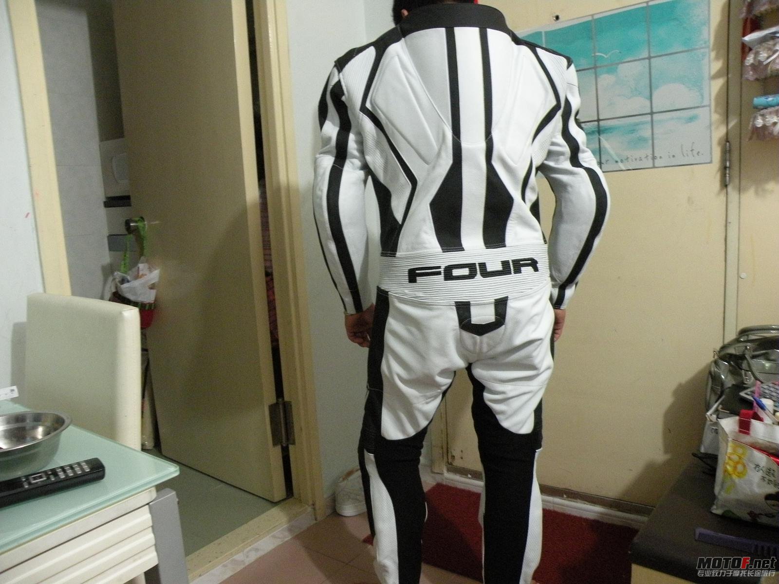 FUOR黑自52.jpg
