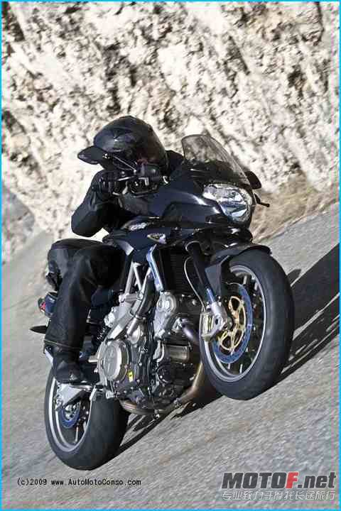aprilia-shiver-750-gt-13.jpg
