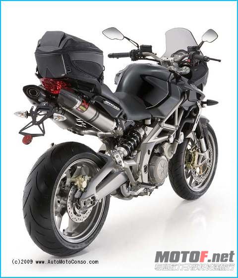 aprilia-shiver-750-gt-07.jpg