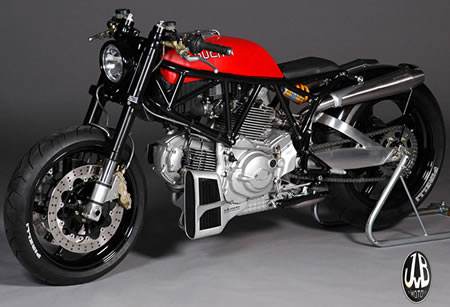 jvbmoto1.jpg