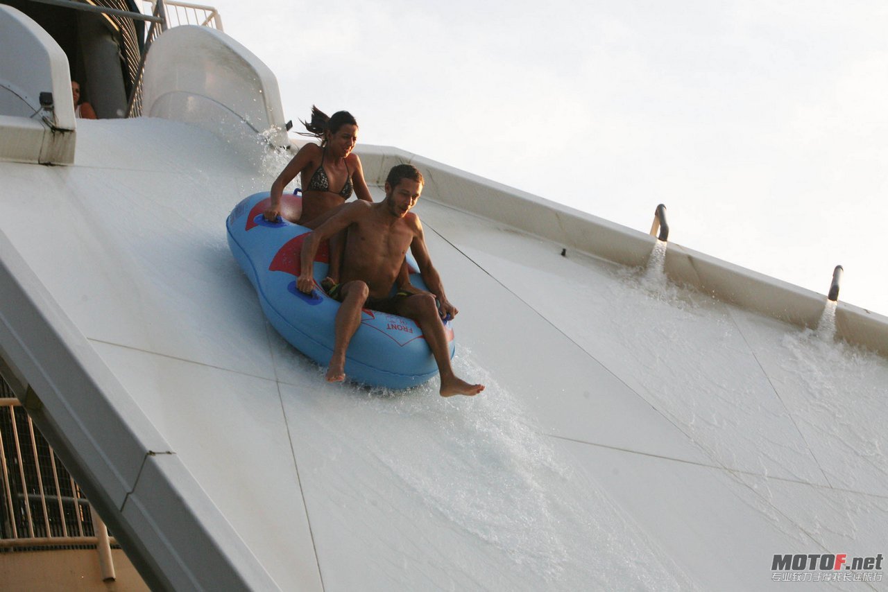 big_rossi_acquafan_2011_04.jpg