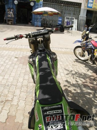 BigBull_旋转 _1019061.JPG