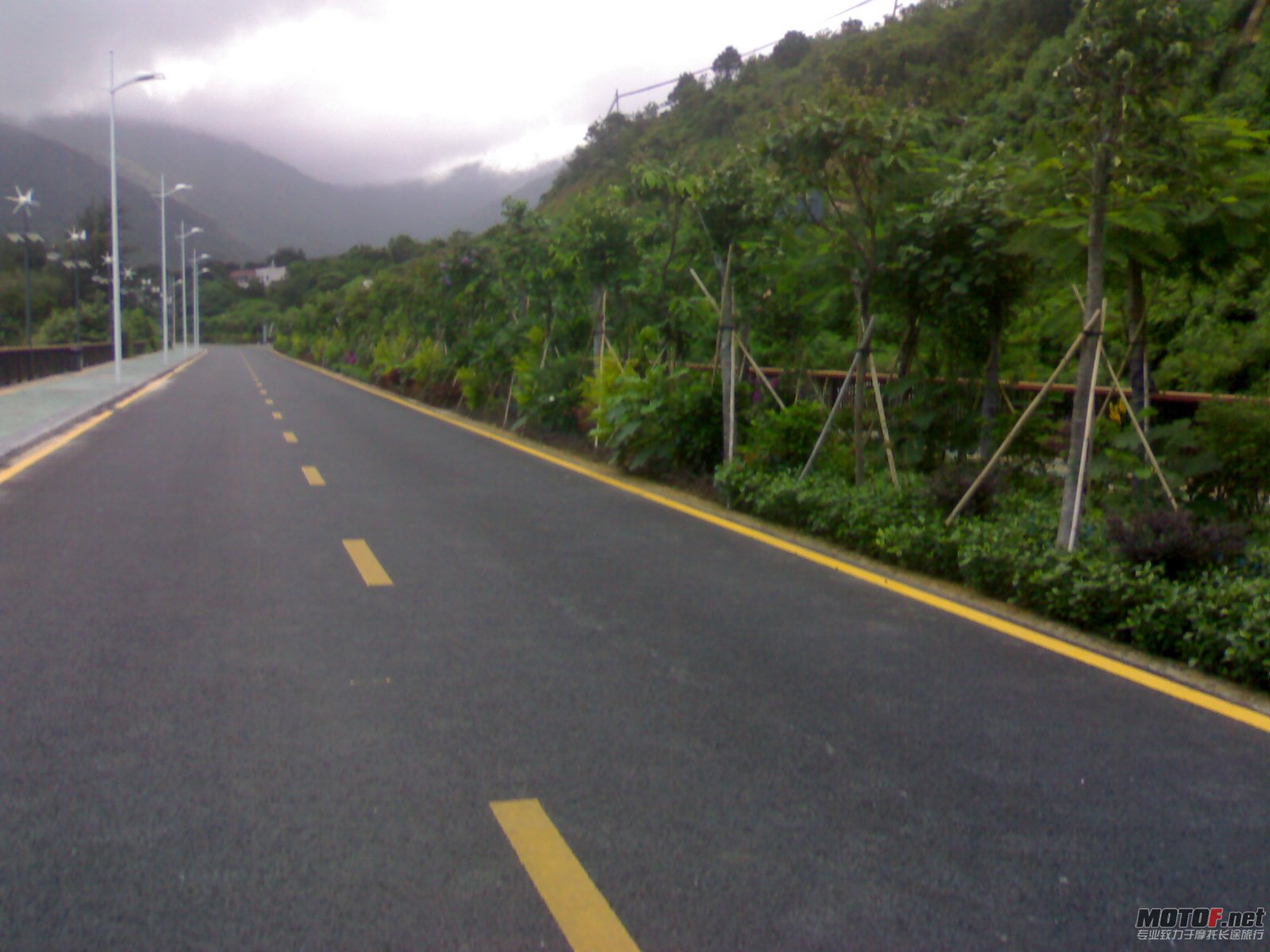 201109291850.jpg