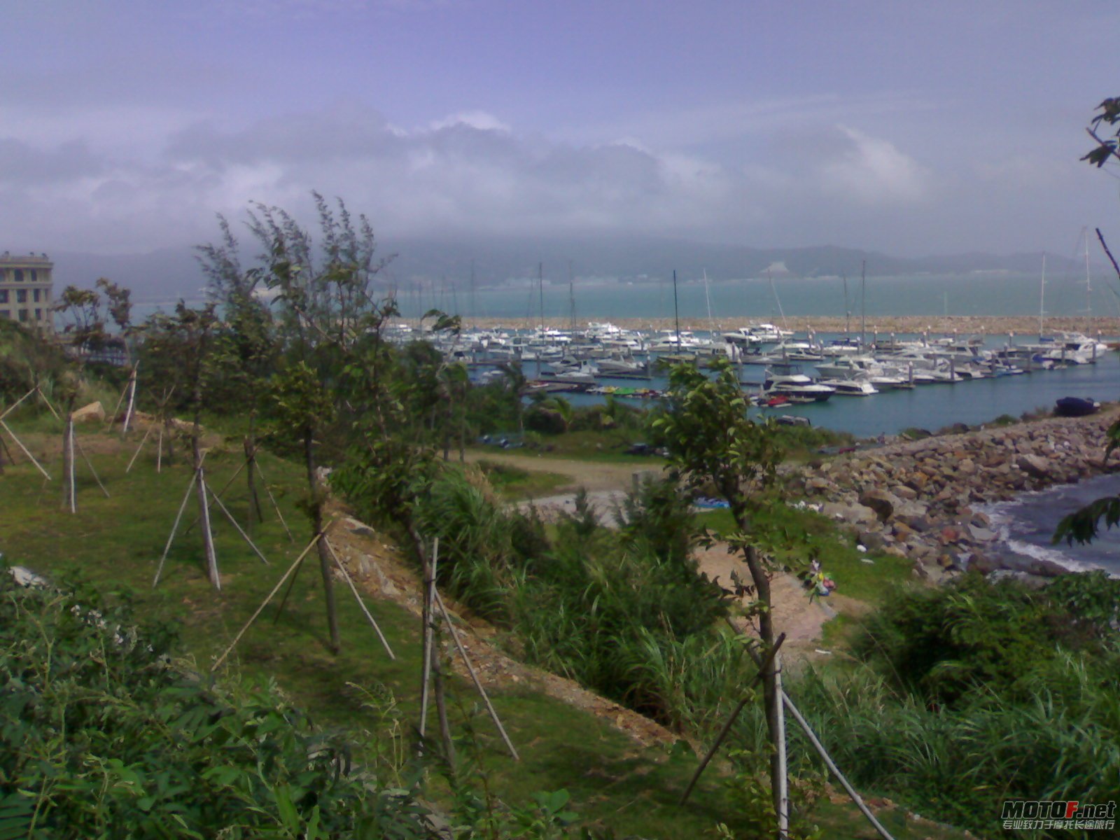 201109291853.jpg