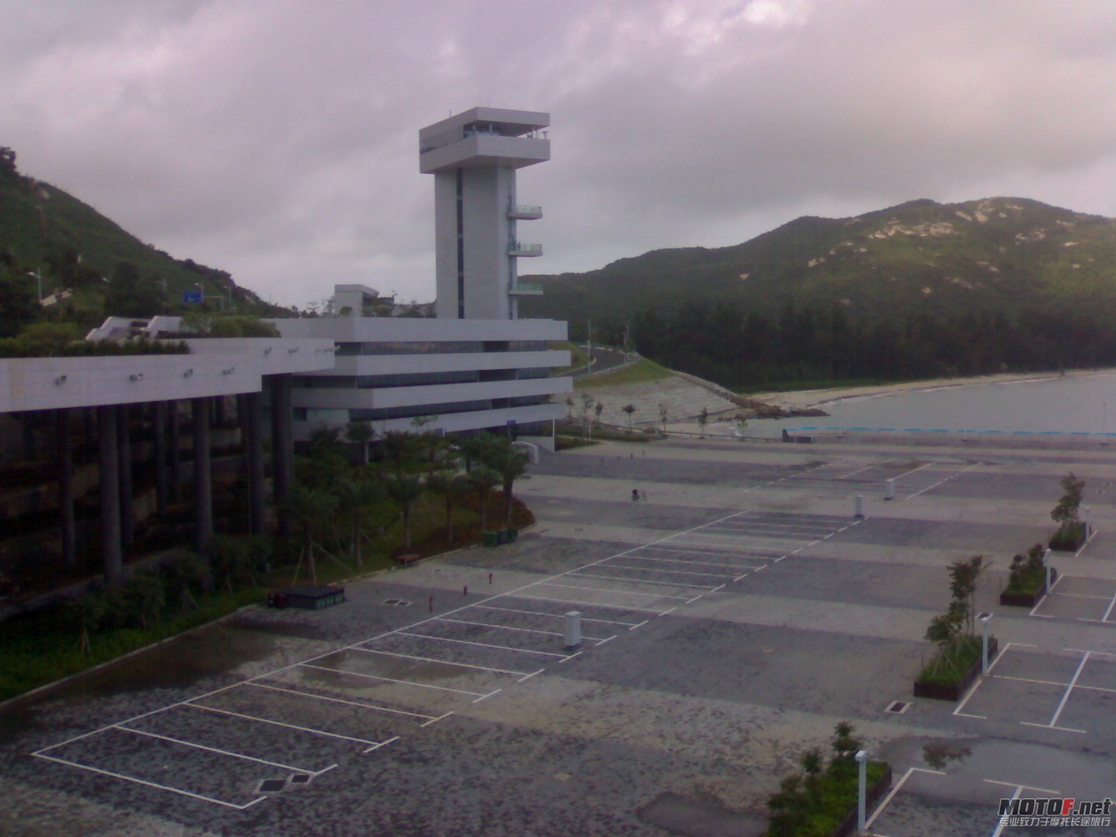 201109291856.jpg