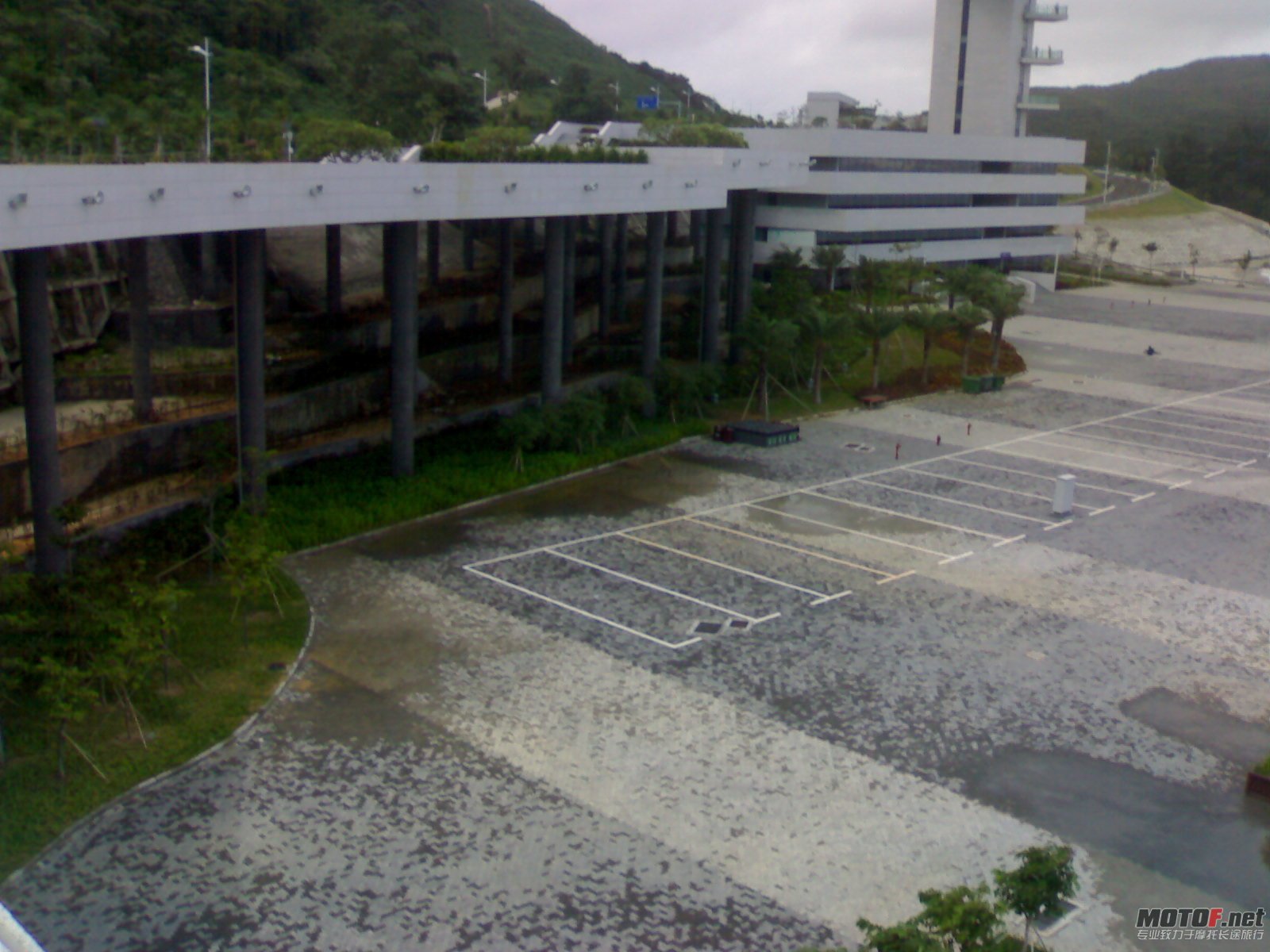 201109291860.jpg