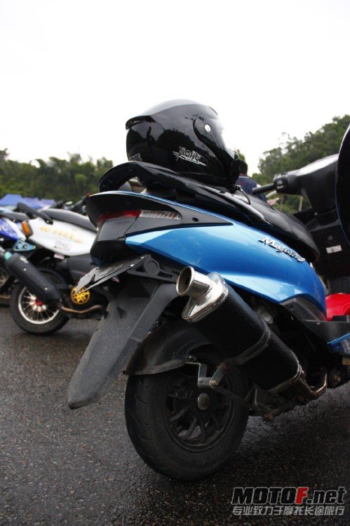 QQ截图20111006032939.jpg