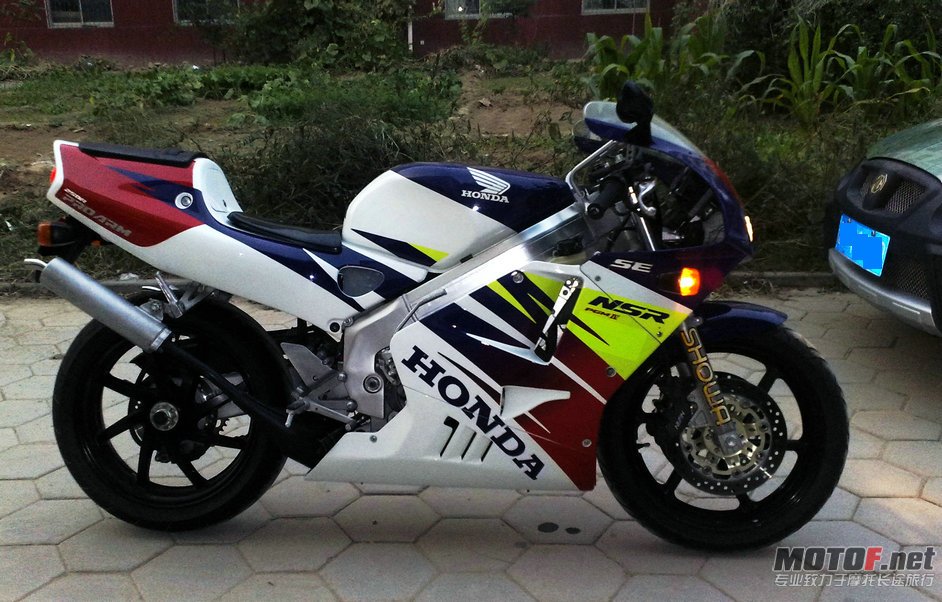 20111004236.jpg