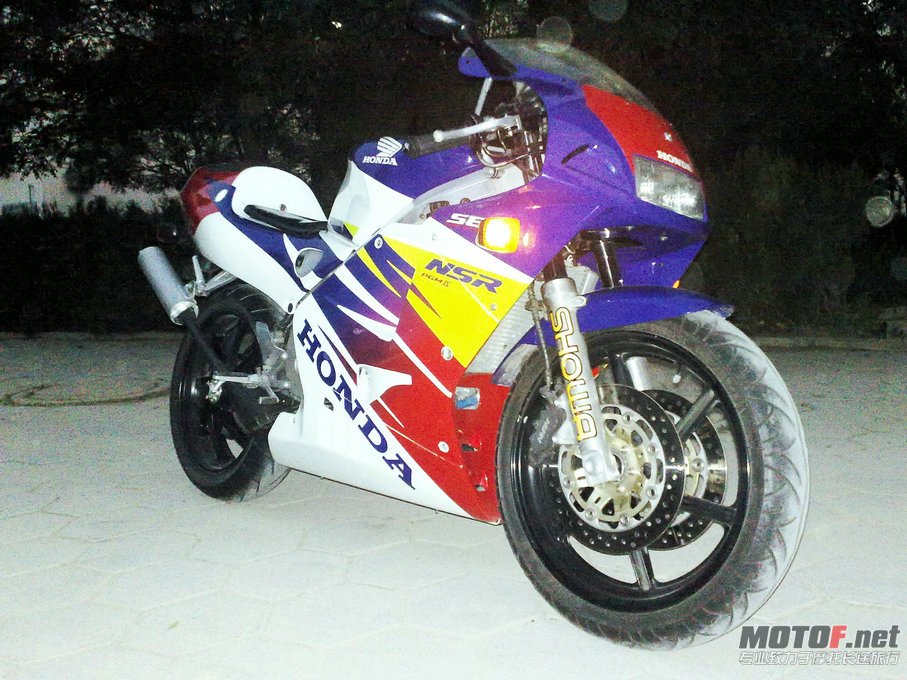 20111004238.jpg